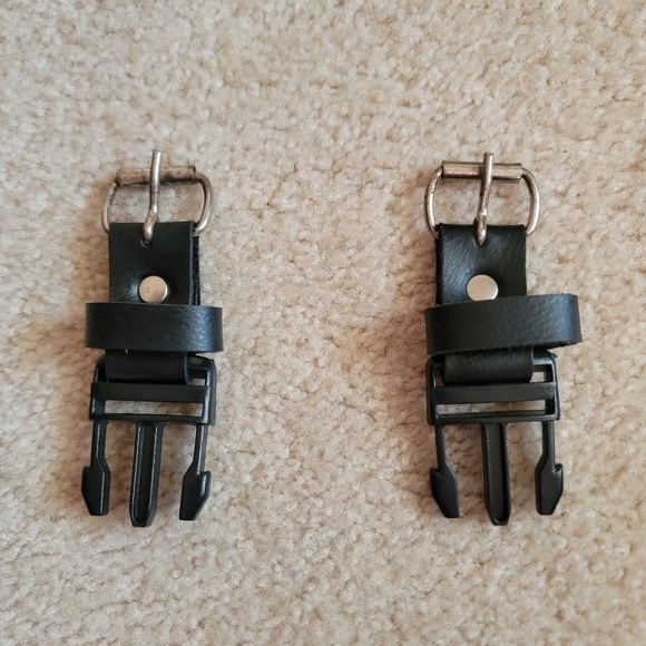 RARE Vintage Genuine Leather Silver Studded Motorcylce Quick Release Storage Bag - Picture 11 of 17